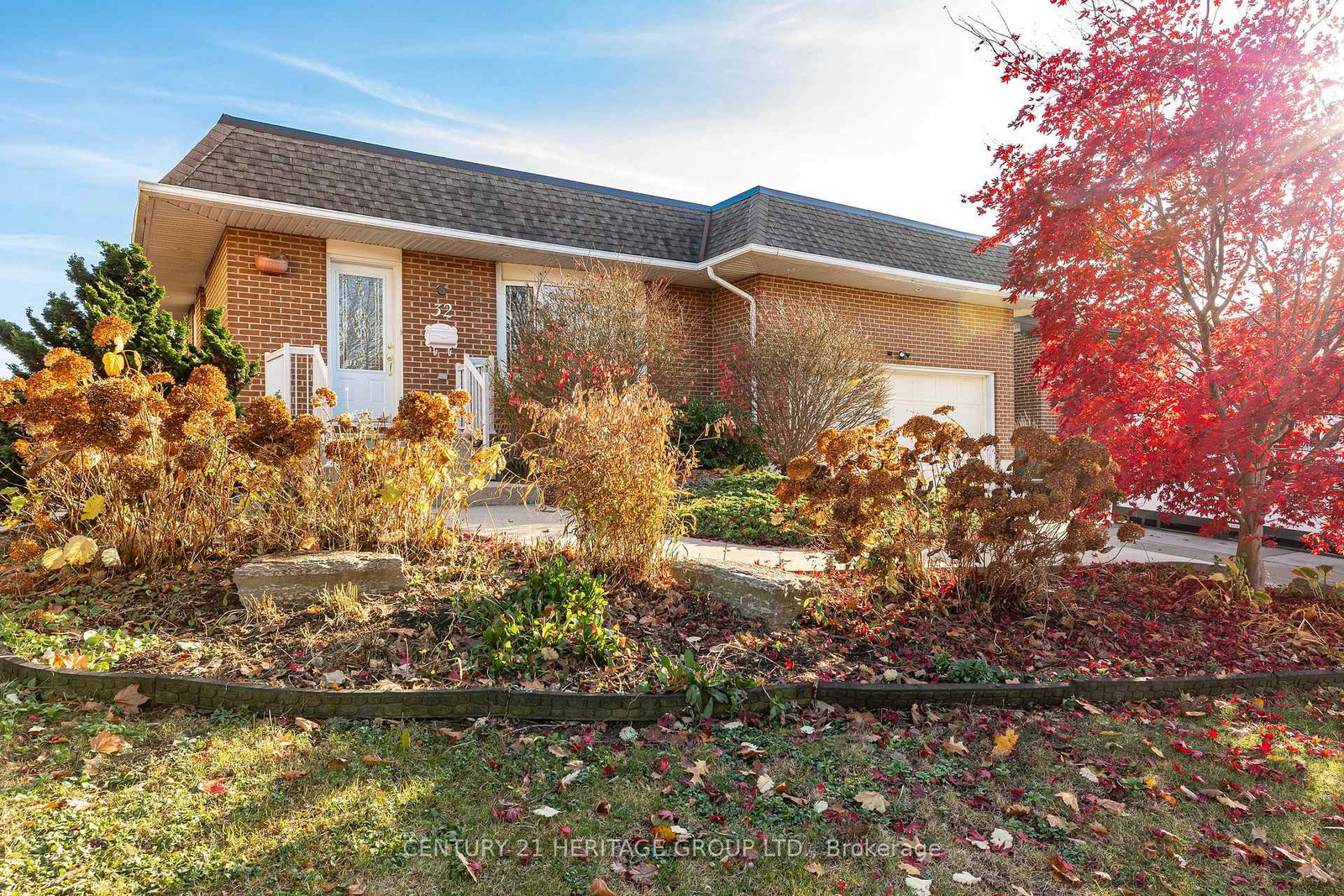 32-audubon-street-s-hamilton-ontario-x12197013