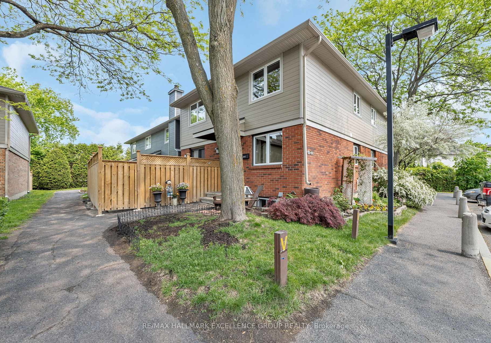 1643-du-sommet-place-ottawa-ontario-x12197050