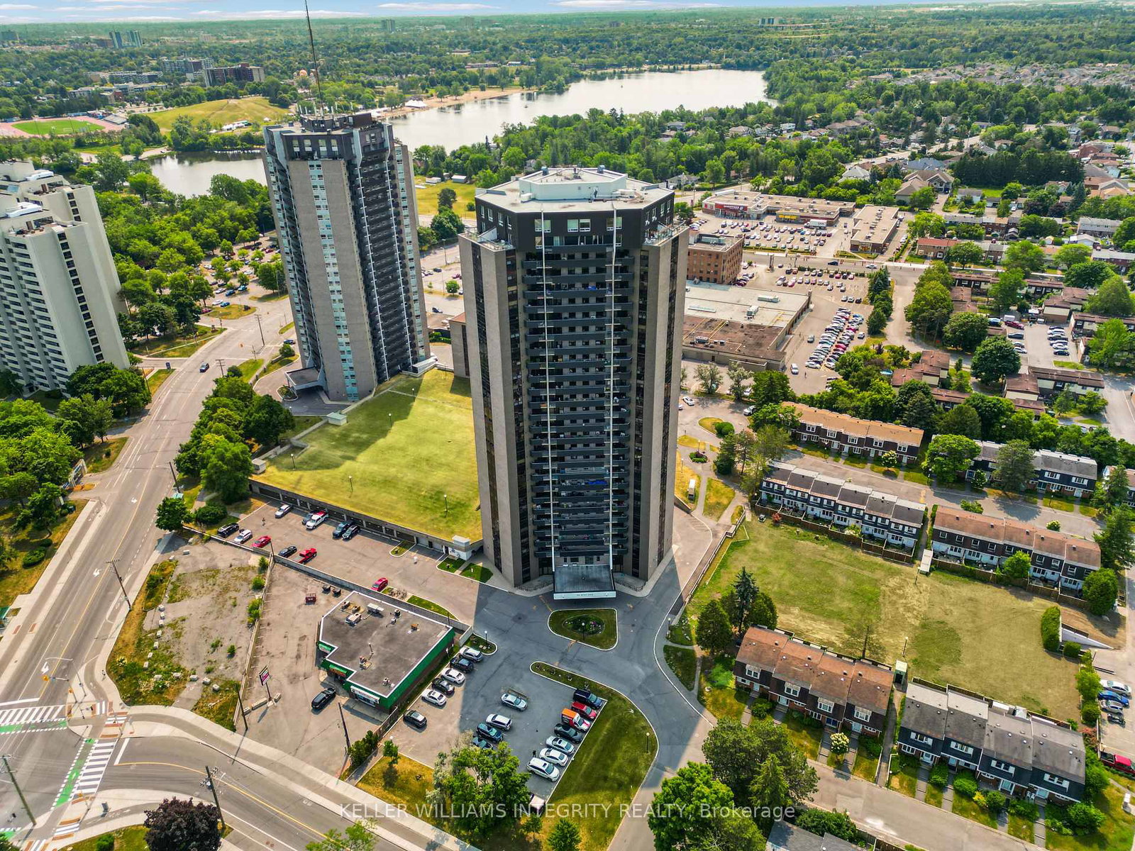900-dynes-road-mooneysbaycarletonheightsanarea-ottawa-ontario-x12197270