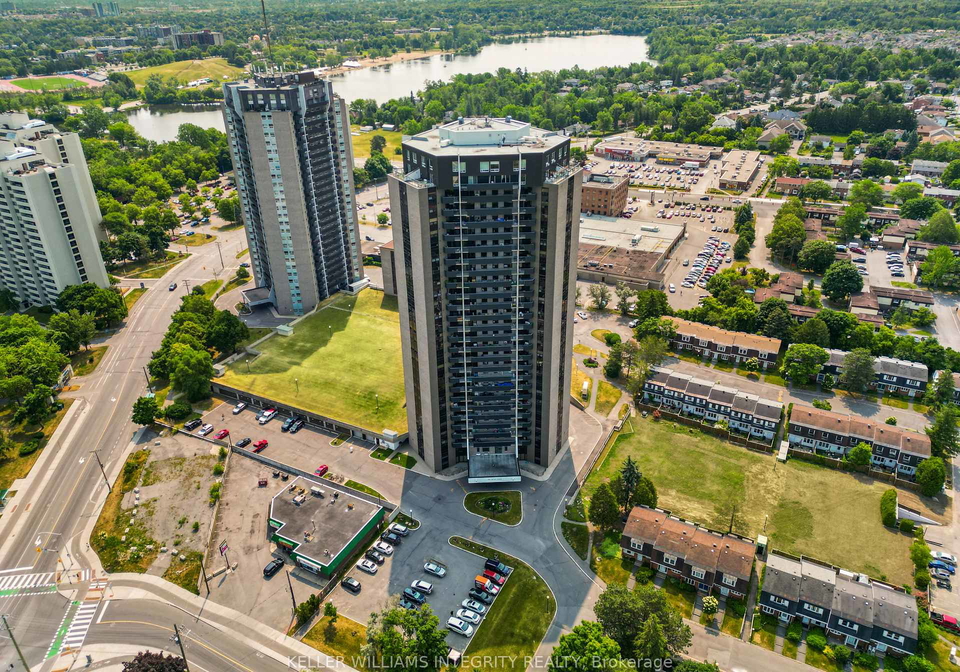 900-dynes-road-mooneysbaycarletonheightsanarea-ottawa-ontario-x12197270