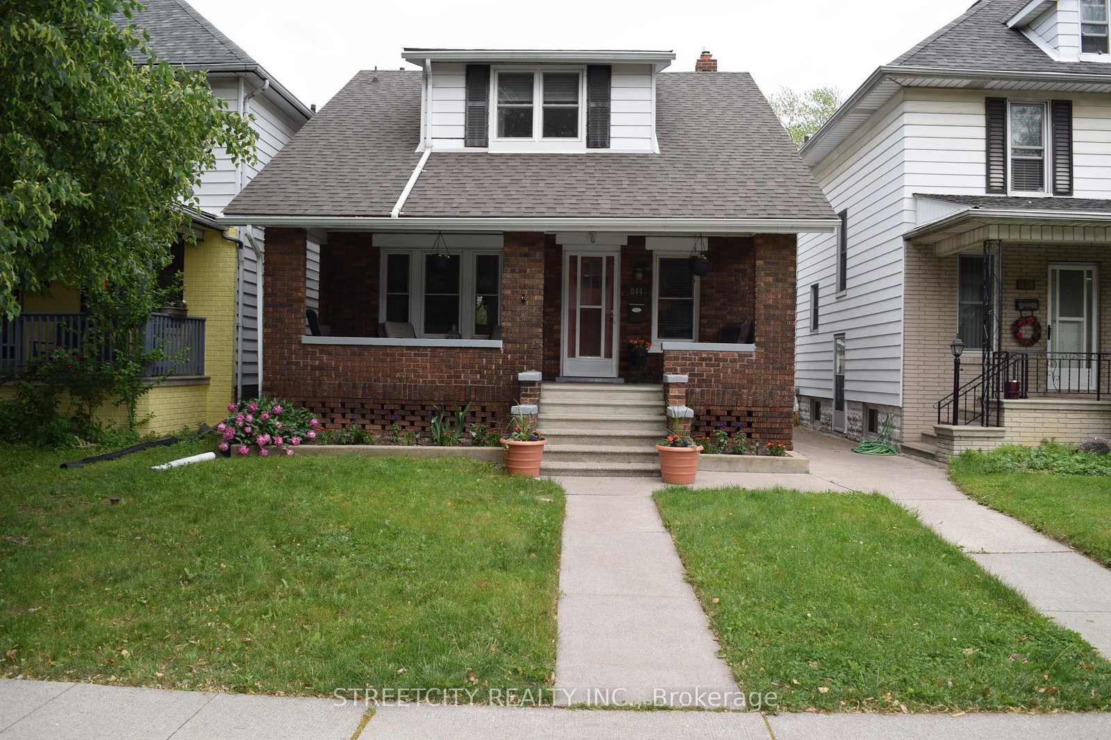 844-moy-avenue-windsor-ontario-x12197378