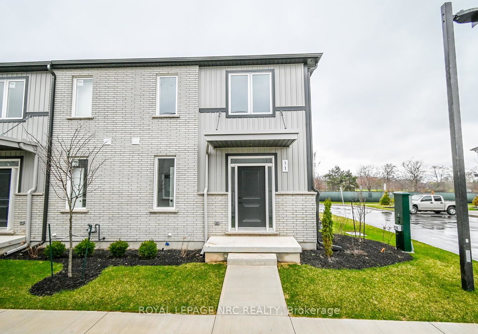 121a-moffatt-street-st-catharines-ontario-x12197476