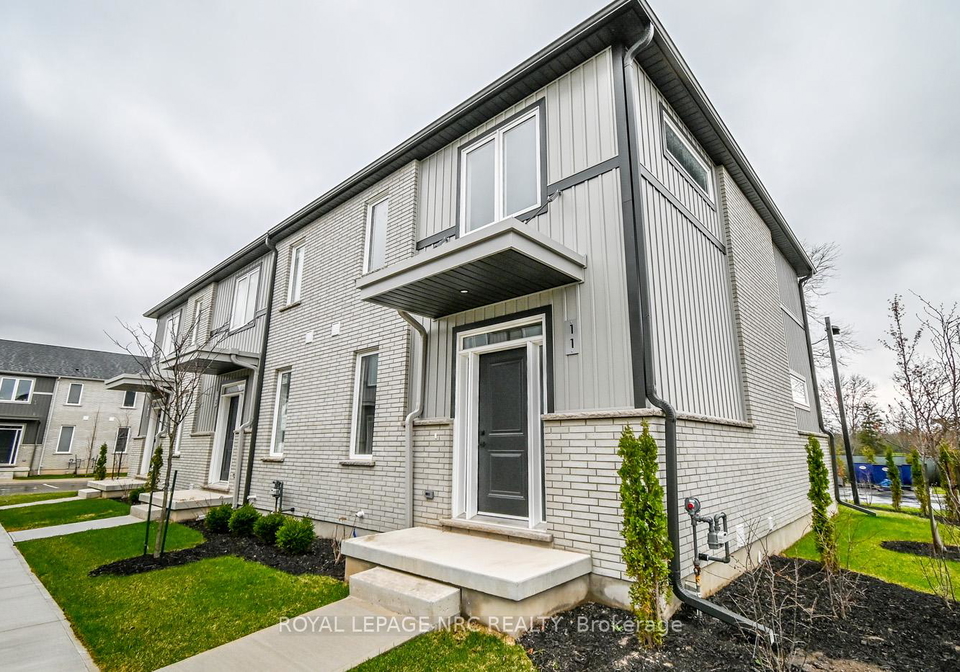 121a-moffatt-street-st-catharines-ontario-x12197476