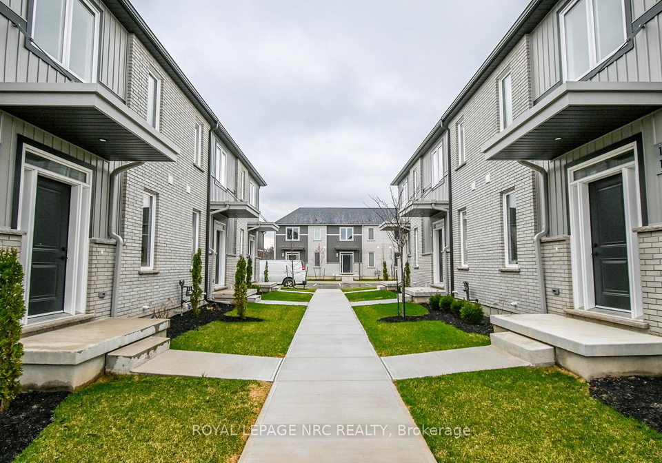 121a-moffatt-street-st-catharines-ontario-x12197476