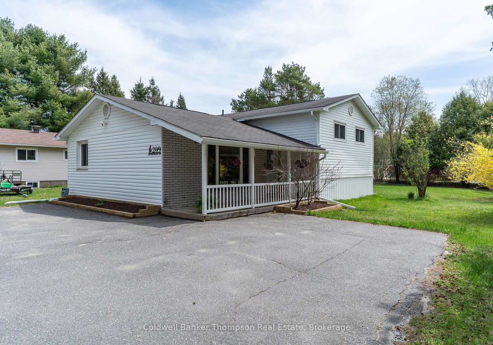209-ravensglen-drive-huntsville-ontario-x12197491