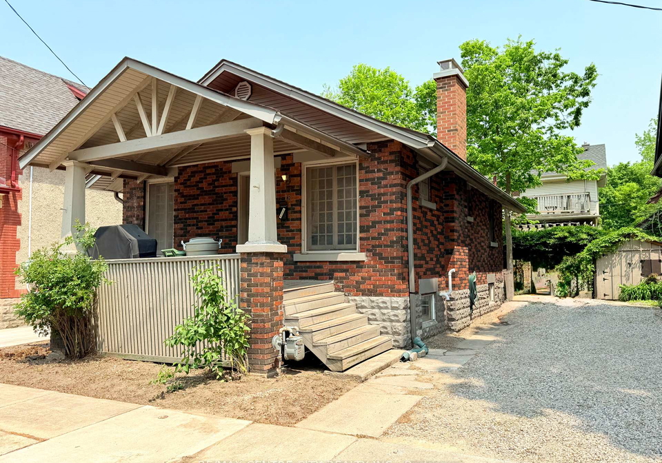 18-mackinnon-place-london-south-ontario-x12197599