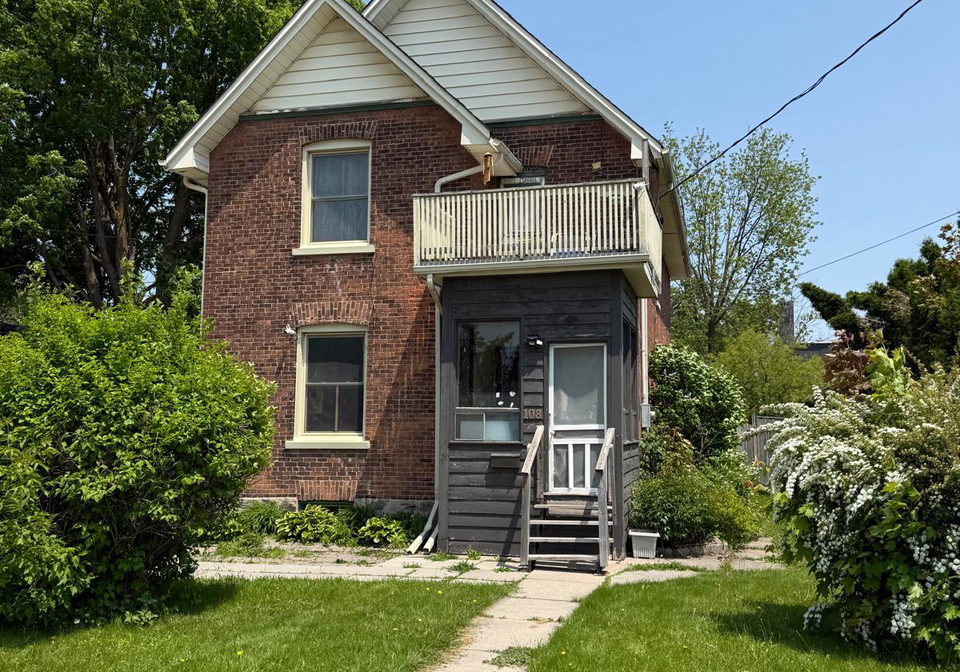108-lindsay-street-s-kawartha-lakes-ontario-x12197701