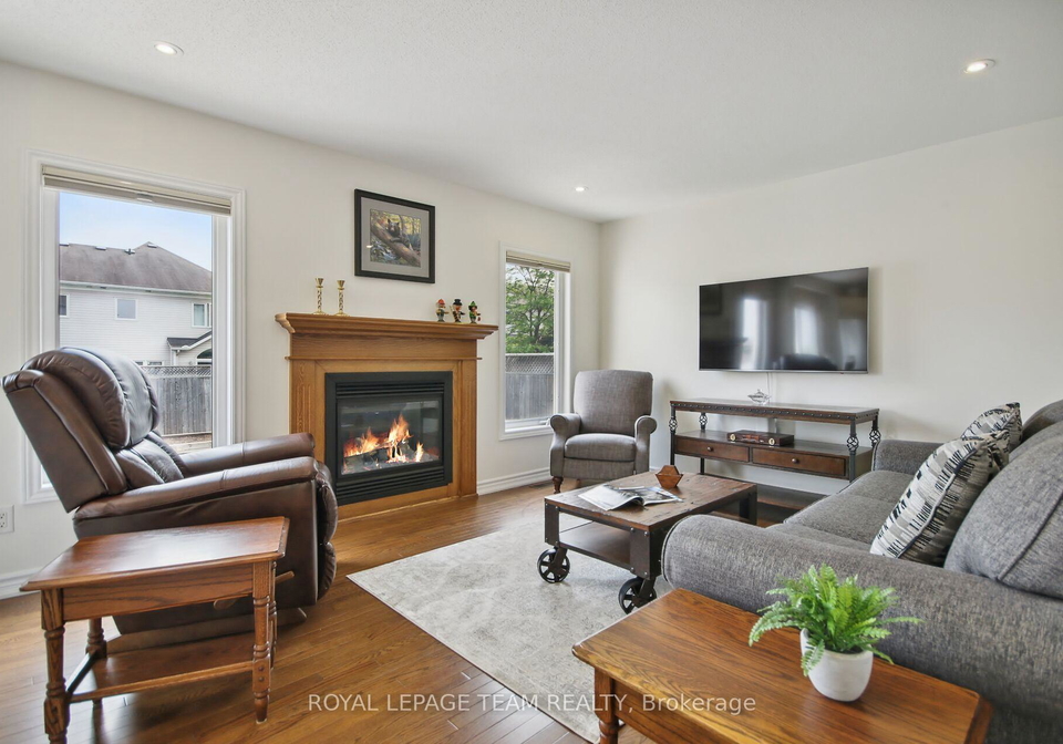 408-abbeydale-circle-kanata-ontario-x12198111