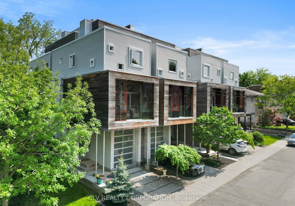 32a-brighton-avenue-ottawa-ontario-x12198418