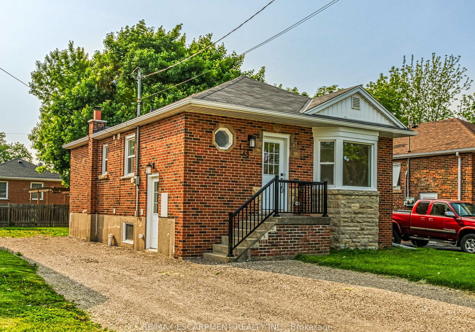 178-east-34th-street-hamilton-ontario-x12198429