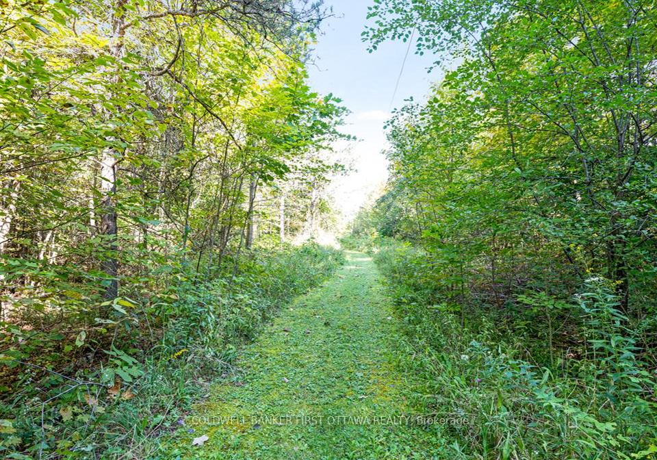 68-penny-lane-rideau-lakes-ontario-x12198782
