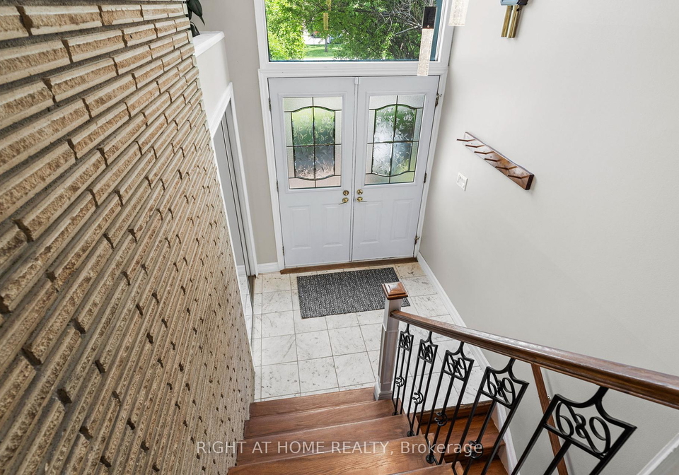 690-coronation-avenue-ottawa-ontario-x12198977
