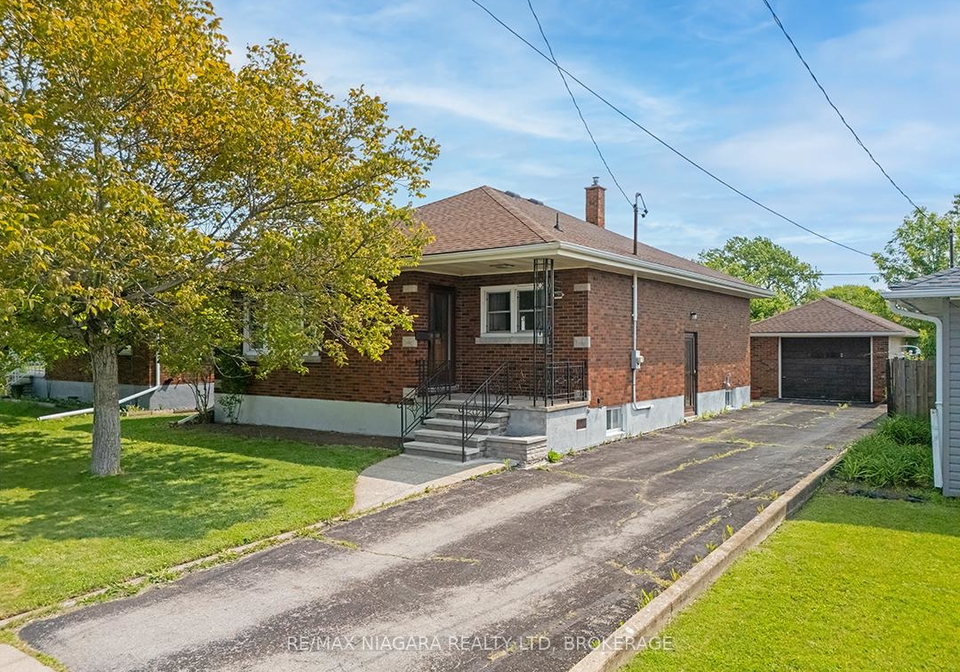 155-clarke-street-port-colborne-ontario-x12199362