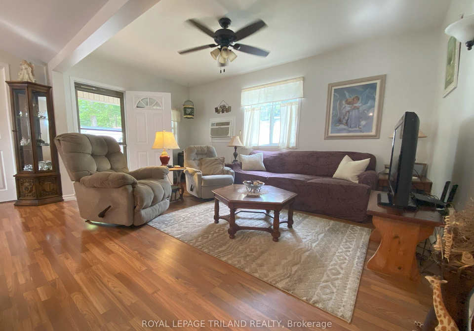 9951-northville-crescent-lambton-shores-ontario-x12199366