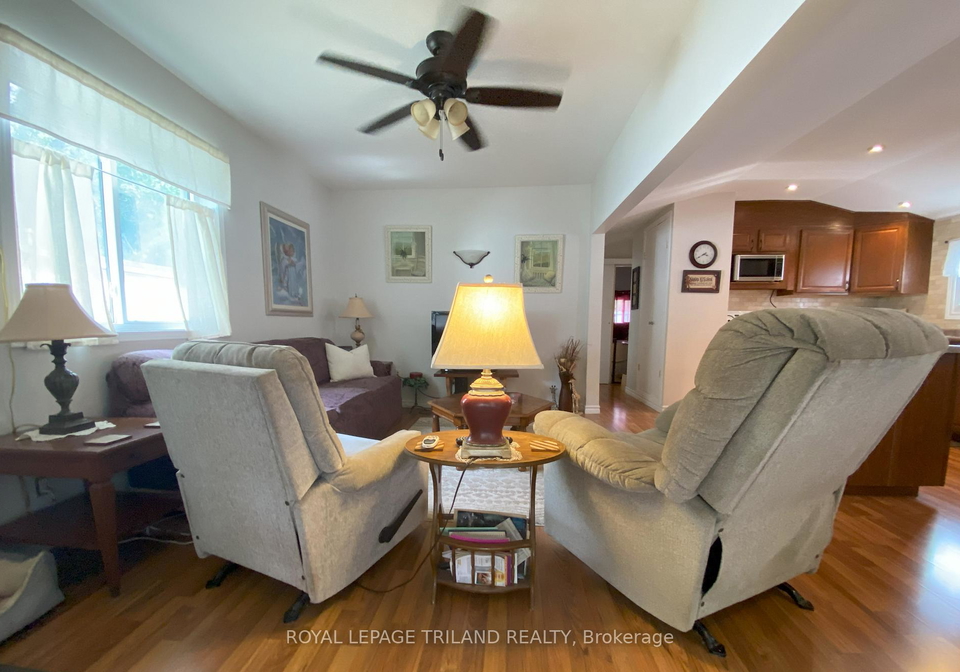 9951-northville-crescent-lambton-shores-ontario-x12199366