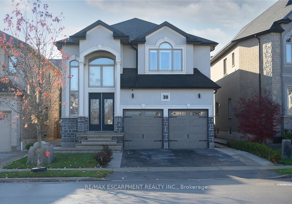 30-ascoli-drive-hamilton-ontario-x12199386