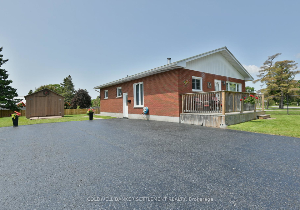 78-county-road-1-elizabethtown-kitley-ontario-x12199419