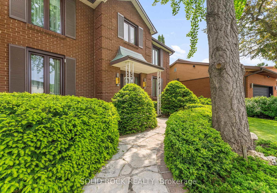 18-royal-hunt-court-ottawa-ontario-x12199481