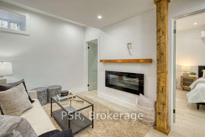 51-dupont-street-e-waterloo-ontario-x12199498