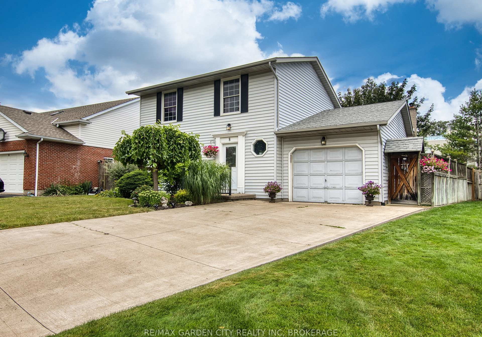 8-bolger-drive-st-catharines-ontario-x12199536