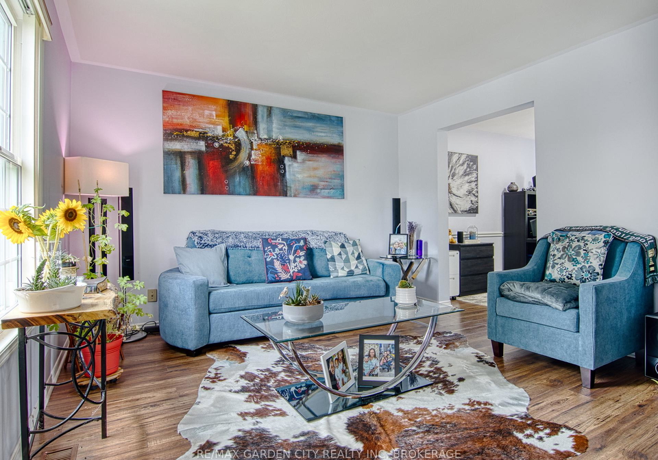 8-bolger-drive-st-catharines-ontario-x12199536