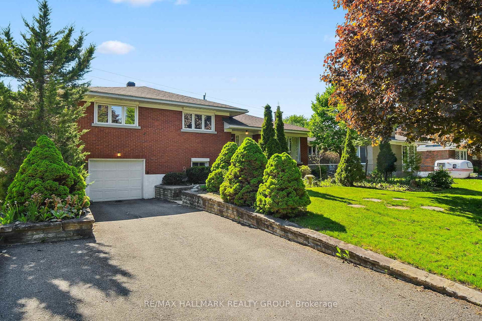 2042-dorval-avenue-ottawa-ontario-x12199643