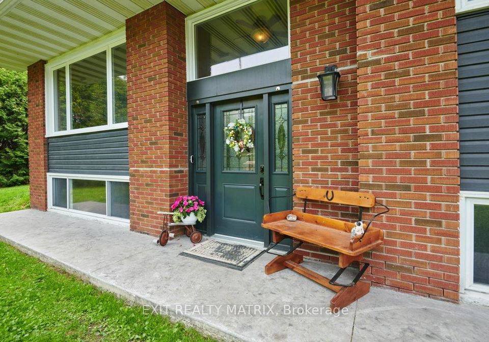 8296-corlyon-street-ottawa-ontario-x12199944