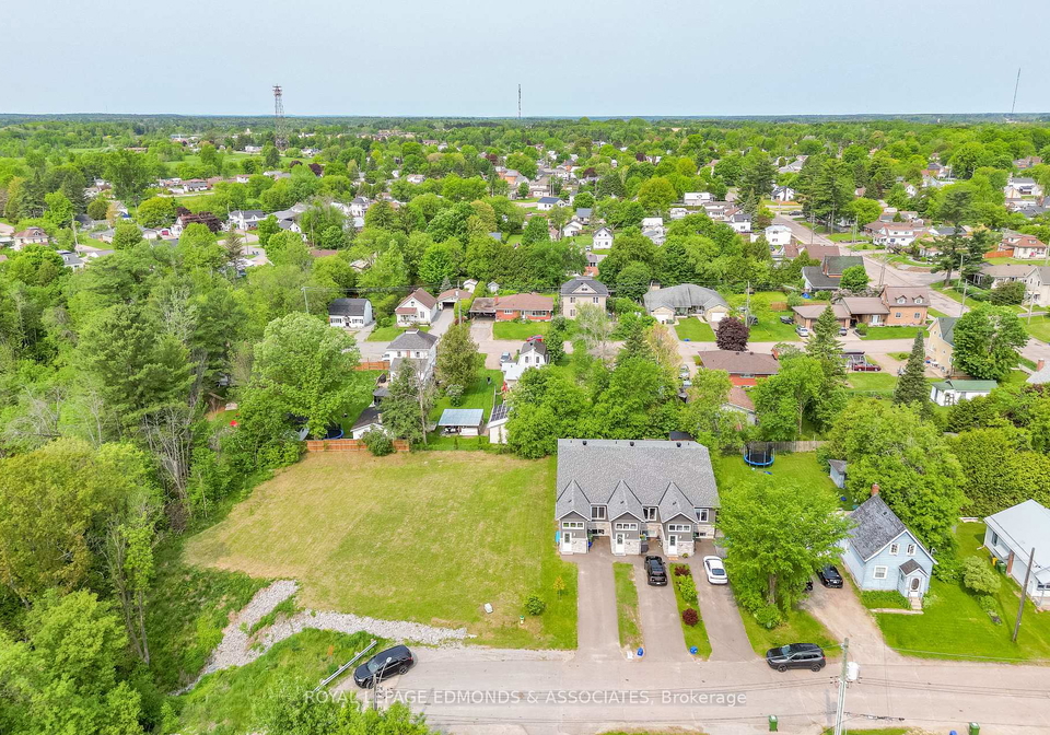 464-dominion-street-pembroke-ontario-x12200031