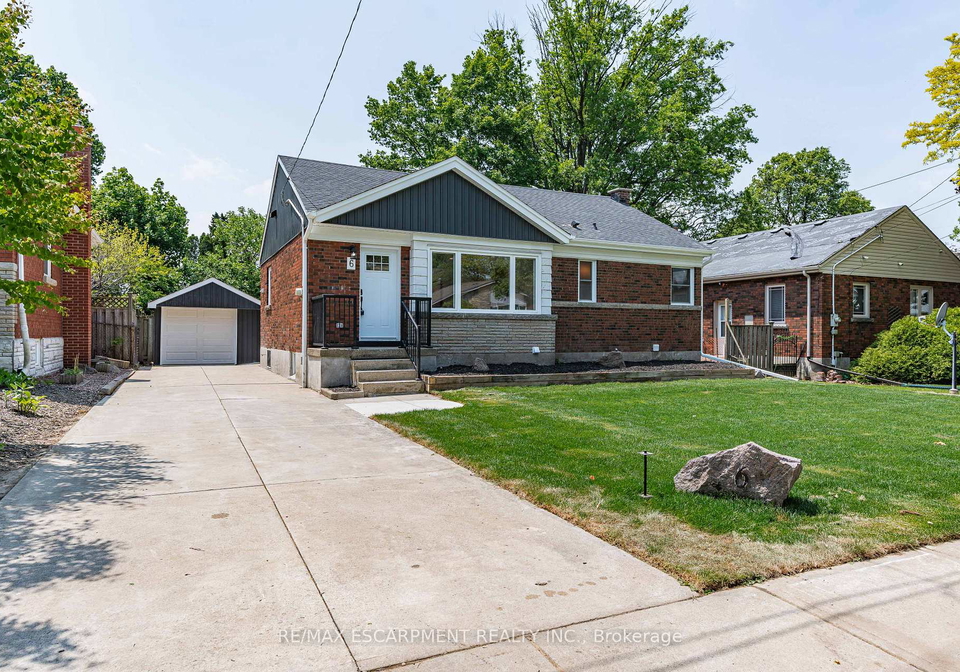6-mulock-avenue-hamilton-ontario-x12200049