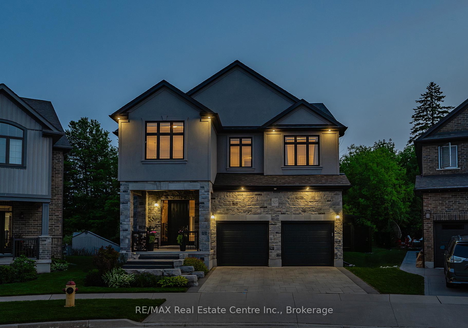 925-deer-creek-court-kitchener-ontario-x12200079
