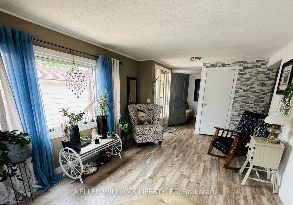 16-velma-street-strathroy-caradoc-ontario-x12200244