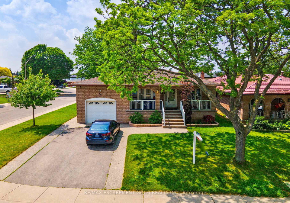 70-golfwood-drive-hamilton-ontario-x12200261