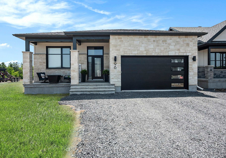 96-helen-street-north-stormont-ontario-x12200347