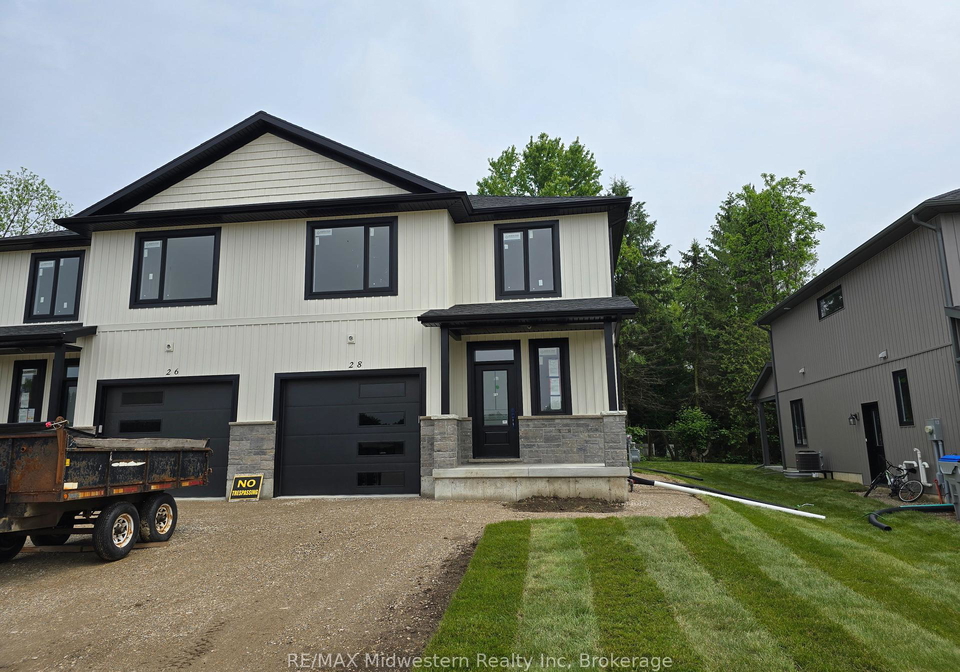 28-roberts-street-n-huron-east-ontario-x12200426