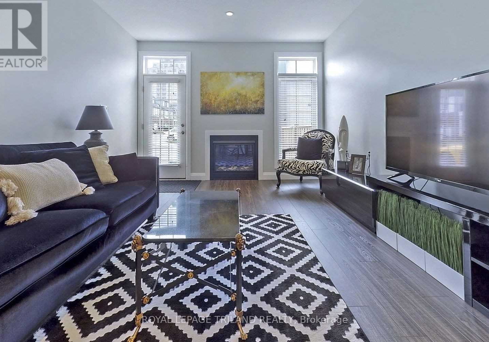 243-callaway-street-london-north-ontario-x12201340