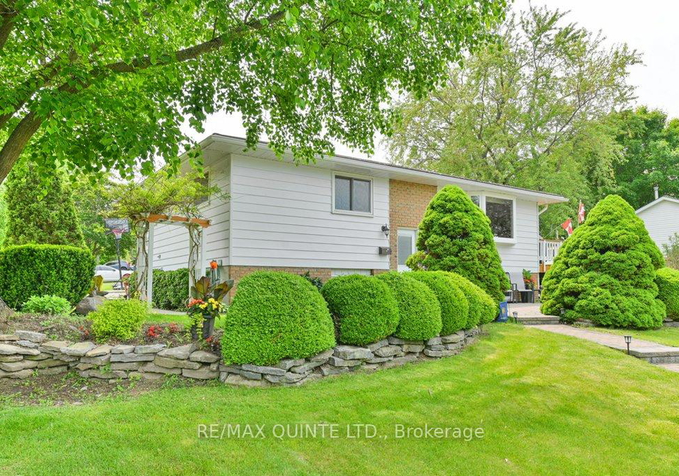 12-radeski-street-quinte-west-ontario-x12201399