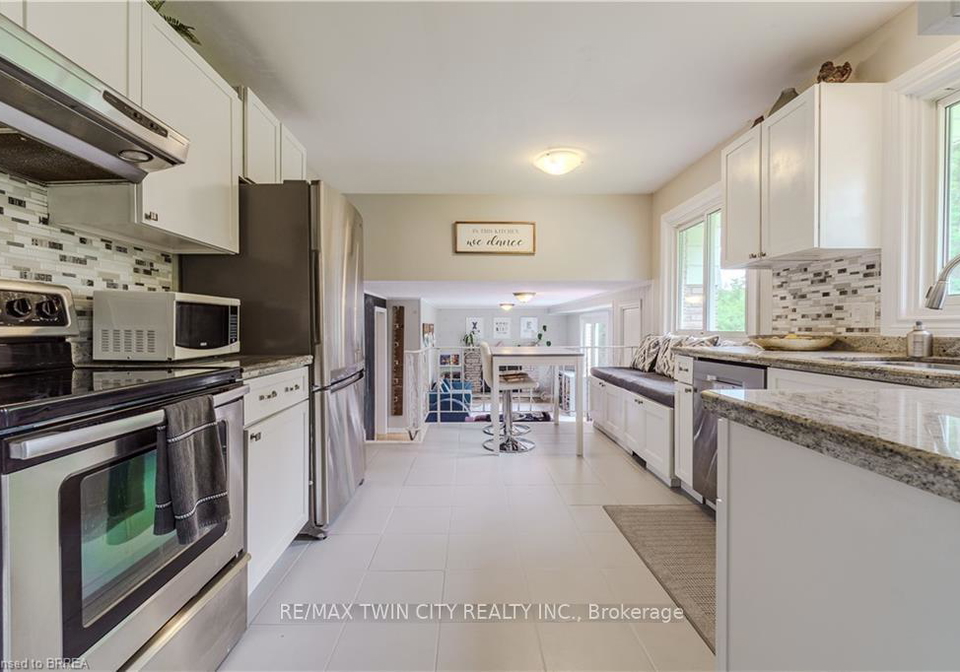 22-japonica-crescent-brantford-ontario-x12201910