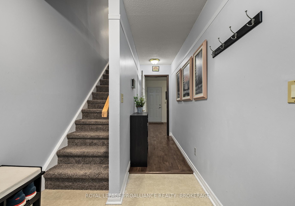1126-craig-lane-kingston-ontario-x12201921