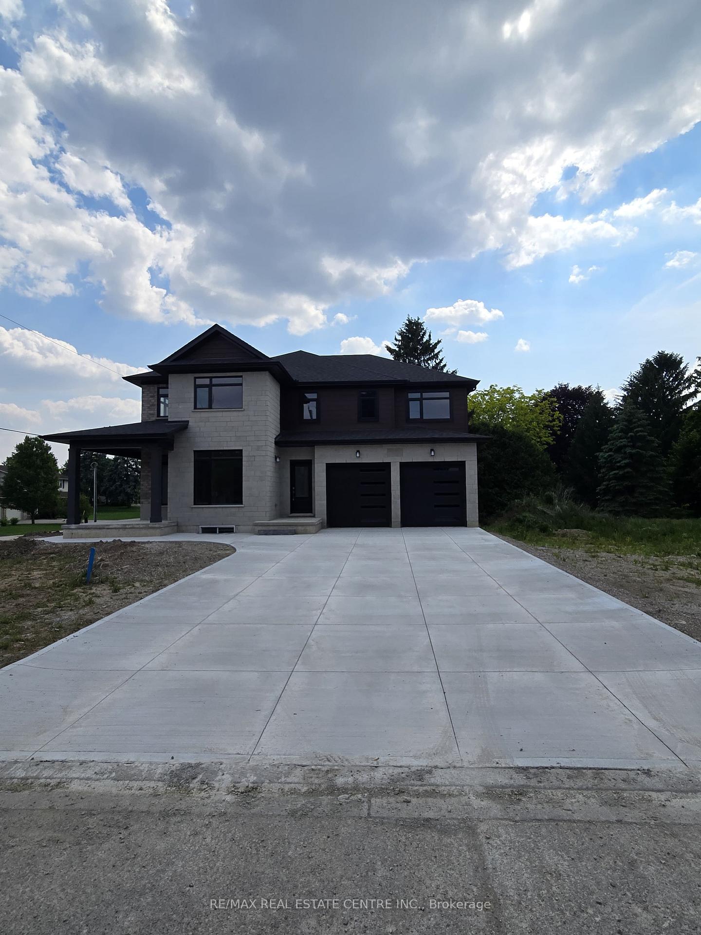 4-elm-street-ingersoll-ontario-x12201933