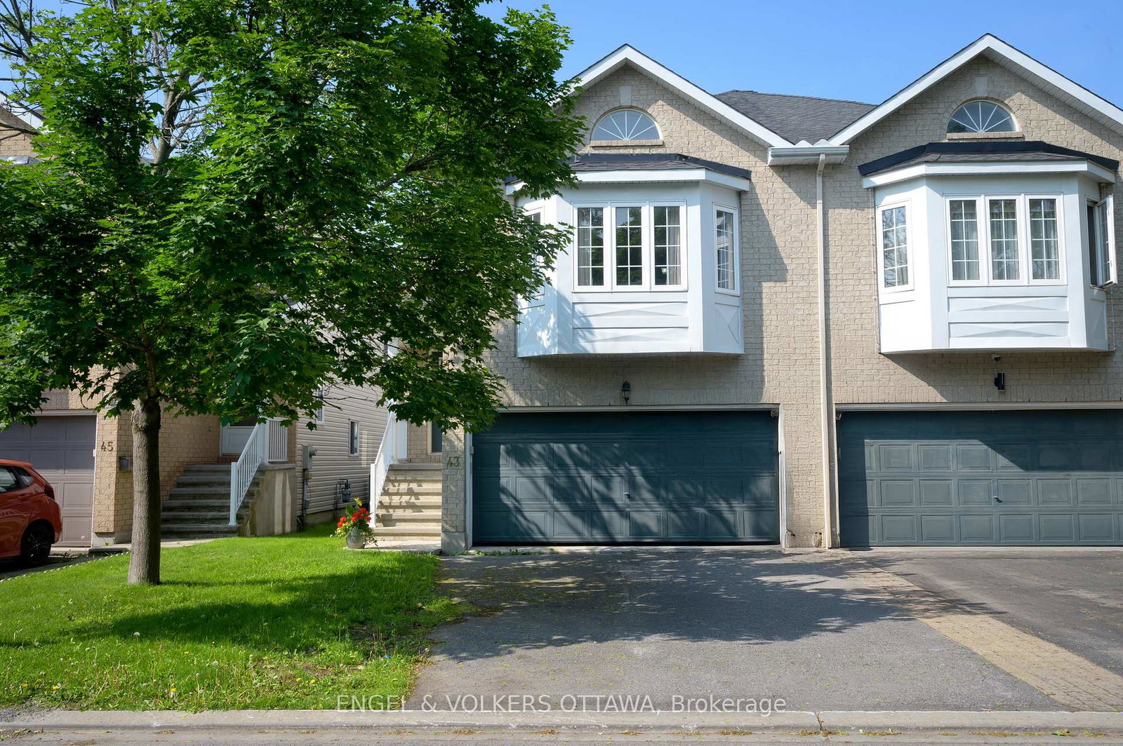 43-castle-glen-crescent-kanata-ontario-x12202084