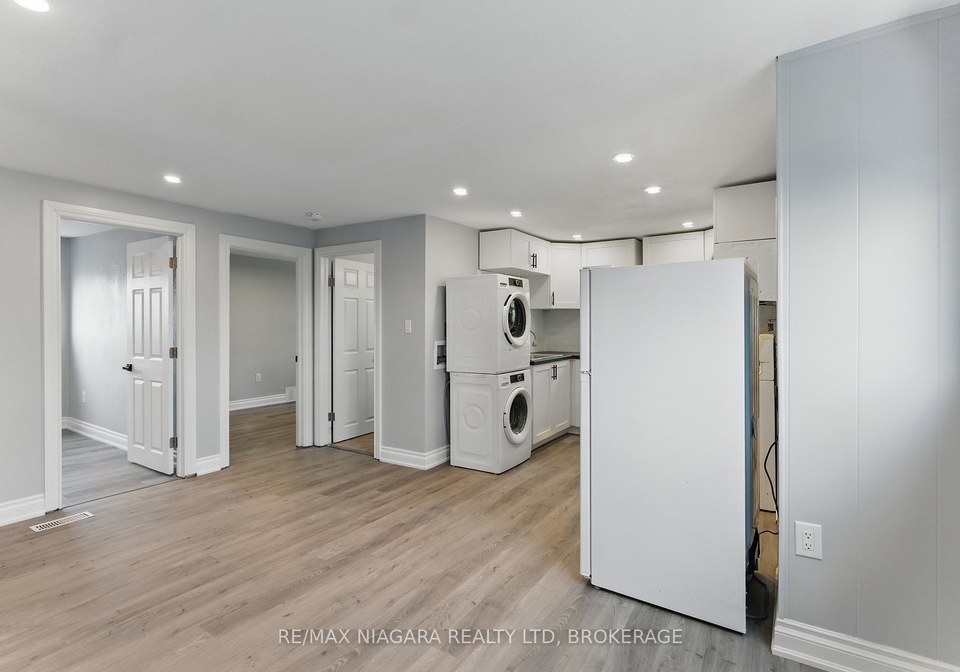 290-scholfield-avenue-s-welland-ontario-x12202088