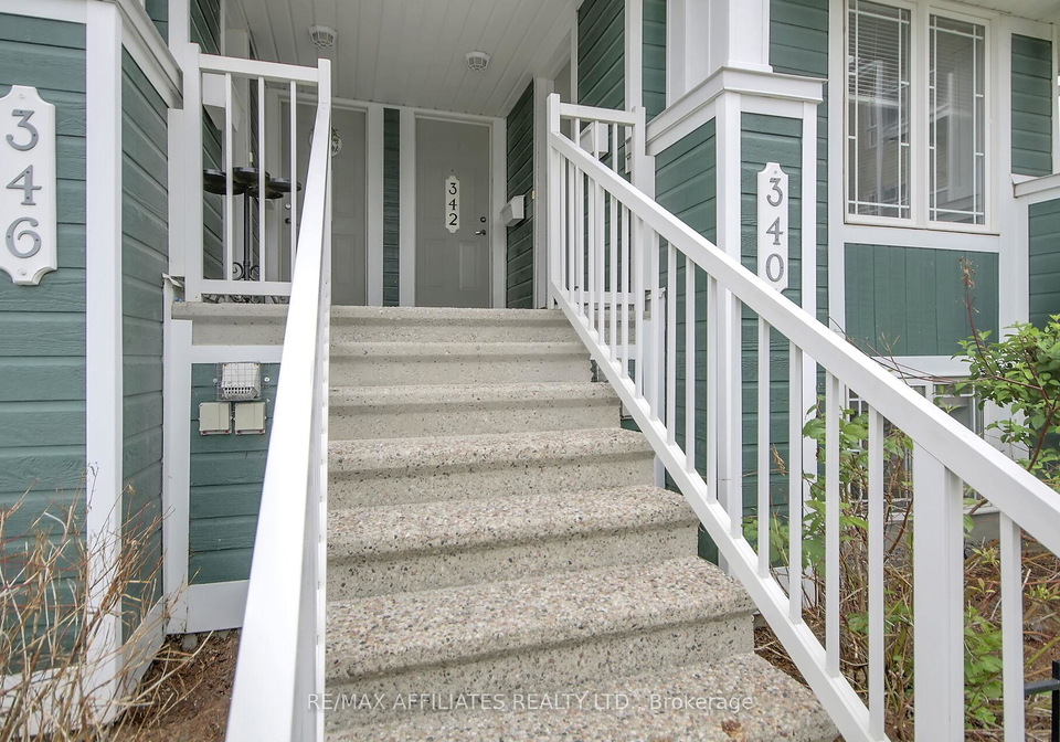 340-crownridge-drive-kanata-ontario-x12202123