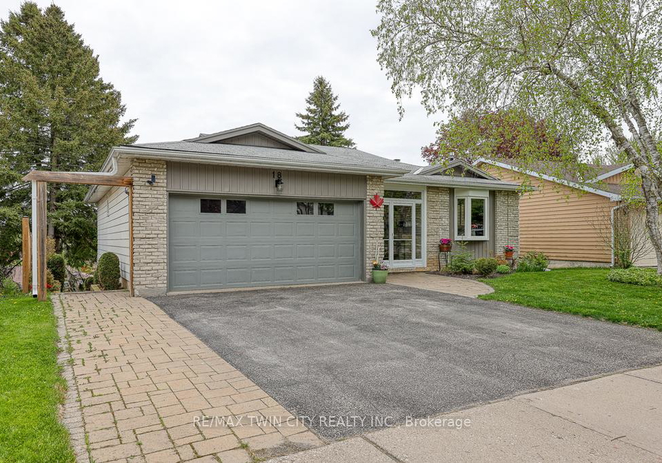18-charnwood-court-kitchener-ontario-x12202134