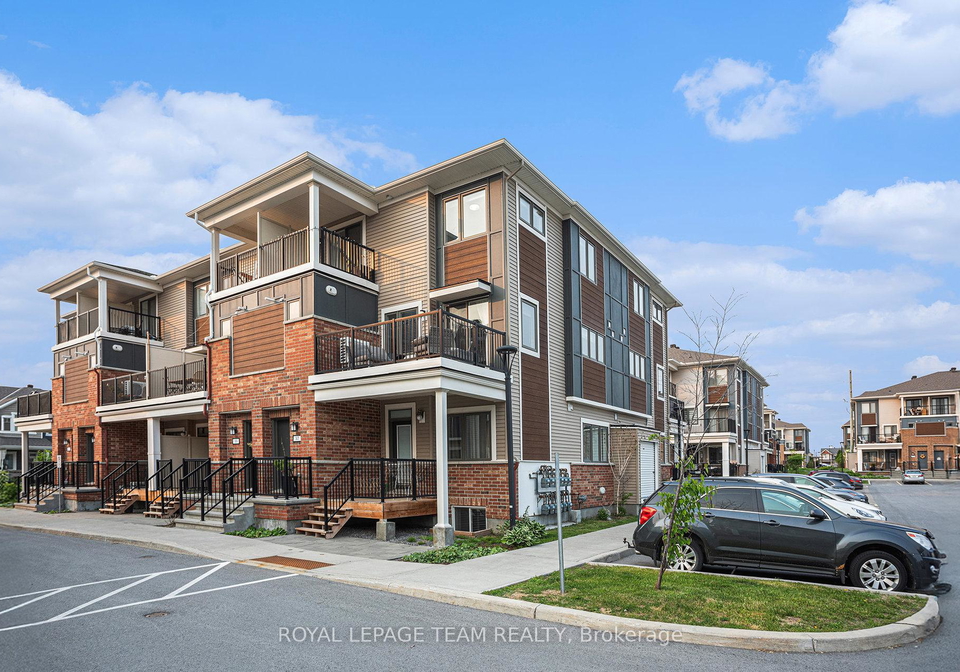 57-lyrid-private-ottawa-ontario-x12202616