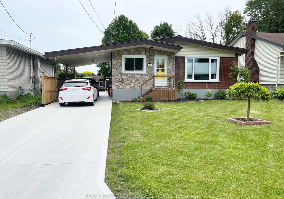 1006-edythe-avenue-cornwall-ontario-x12202657