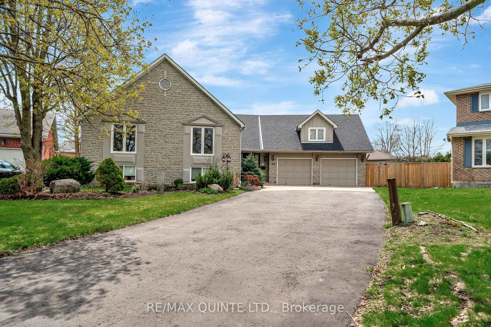 14-thompson-court-belleville-ontario-x12203070