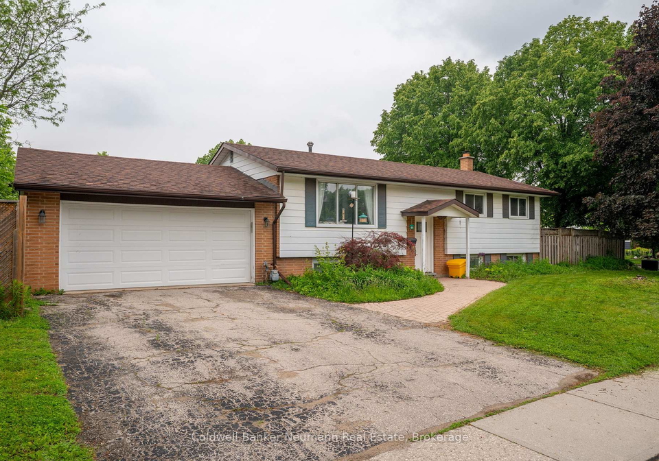 1-picadilly-place-guelph-ontario-x12203117
