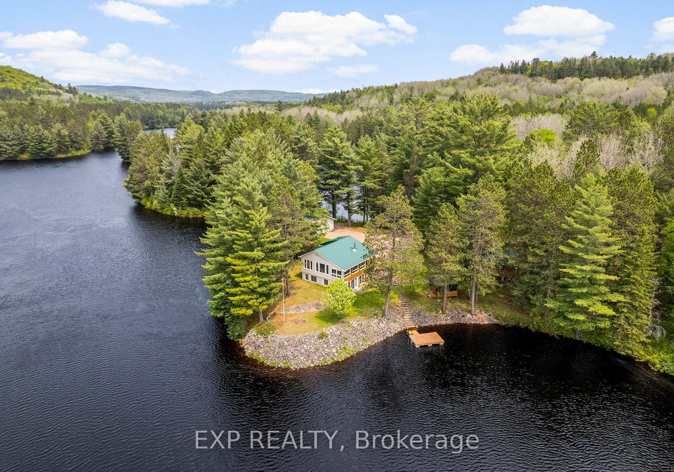 1601a-major-lake-road-south-algonquin-ontario-x12203254