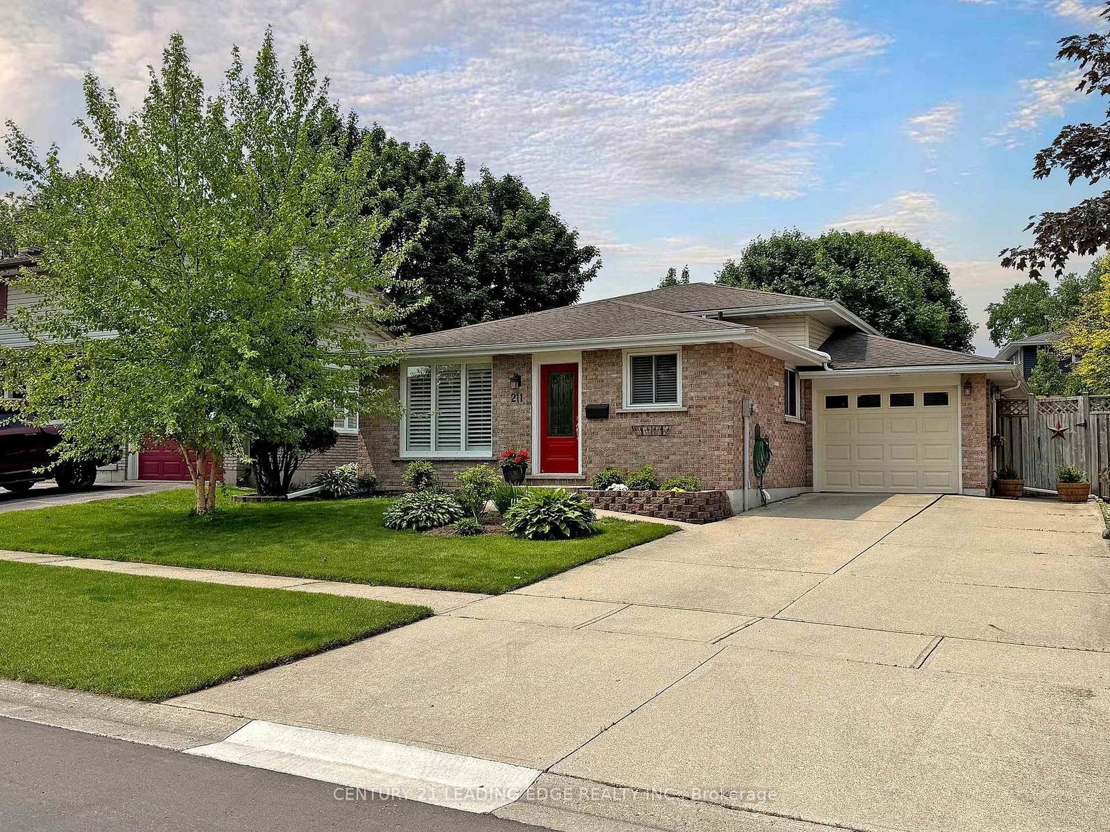211-diefenbaker-drive-woodstock-ontario-x12203361
