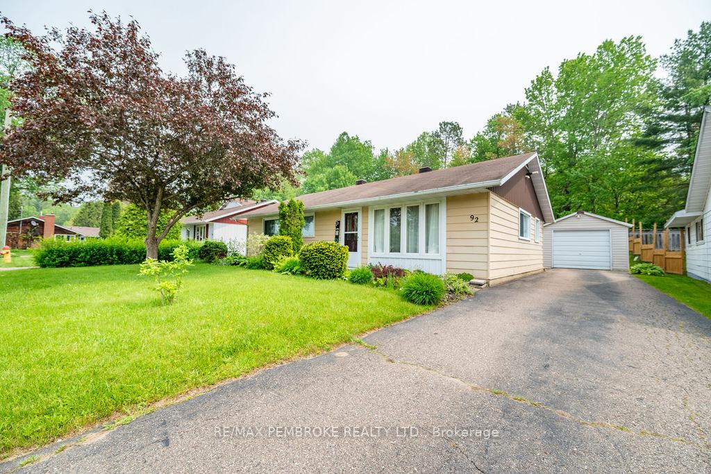 92-glendale-avenue-deep-river-ontario-x12203389